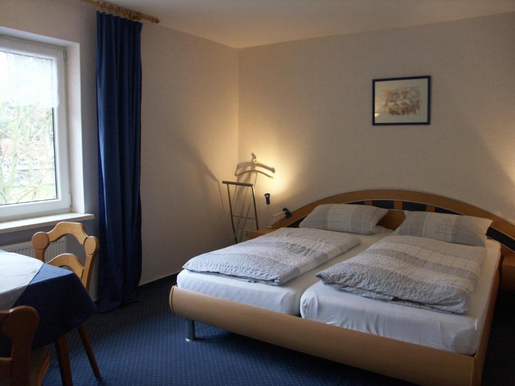 Waldpension Zum Felsenkeller Lichtenfels-Sachsenberg Room photo